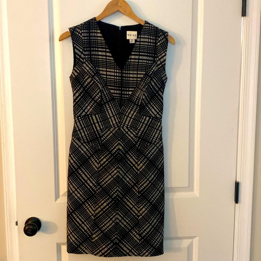 Reiss Black and Cream Patterned Dress. Size 6